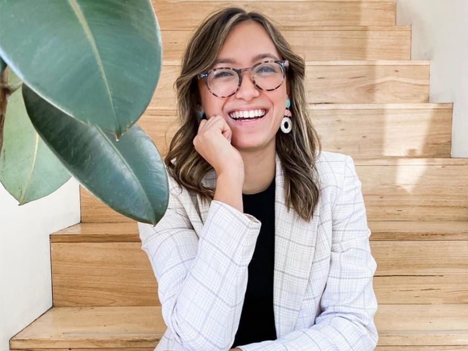 DOING THINGS: Athena Savvas, Founder of Meet Her & Gen Z Entrepreneur