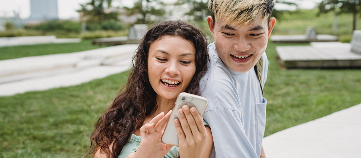 37 Good News Stories to Help You Remember 2021 In a More Positive Light